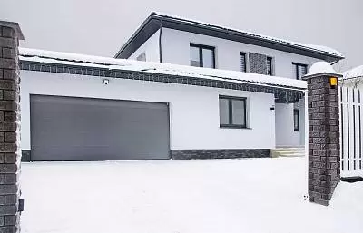 Утепленные гаражные ворота серии Prestige