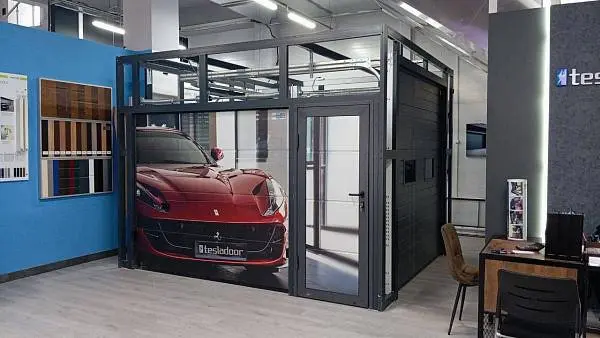 В Бишкеке открылся первый шоурум «АЛЮТЕХ»